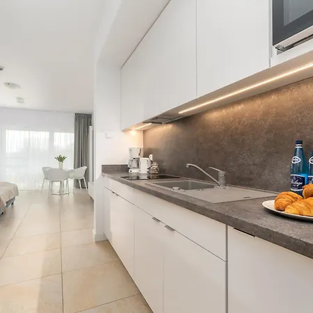 Your Holidays Aquamarina Prima 아파트 미엥지즈드로예