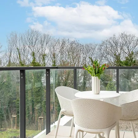 Your Holidays Aquamarina Prima 미엥지즈드로예