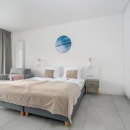 Your Holidays Aquamarina Prima 미엥지즈드로예