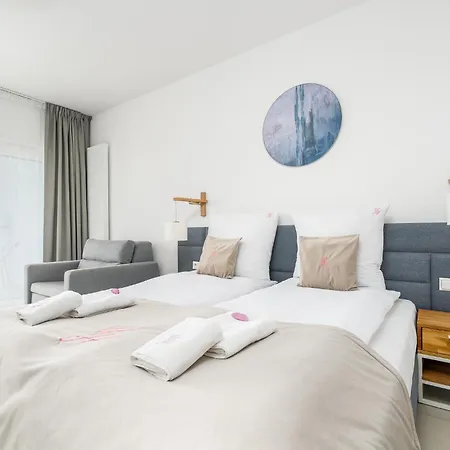 Your Holidays Aquamarina Prima 米兹多洛杰