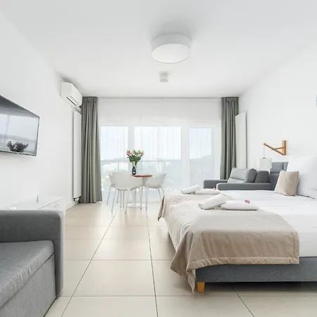 Your Holidays Aquamarina Prima, Parking Gratis Daire