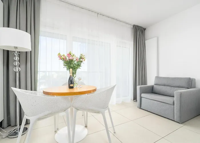 Your Holidays Aquamarina Prima, Parking Gratis Apartman